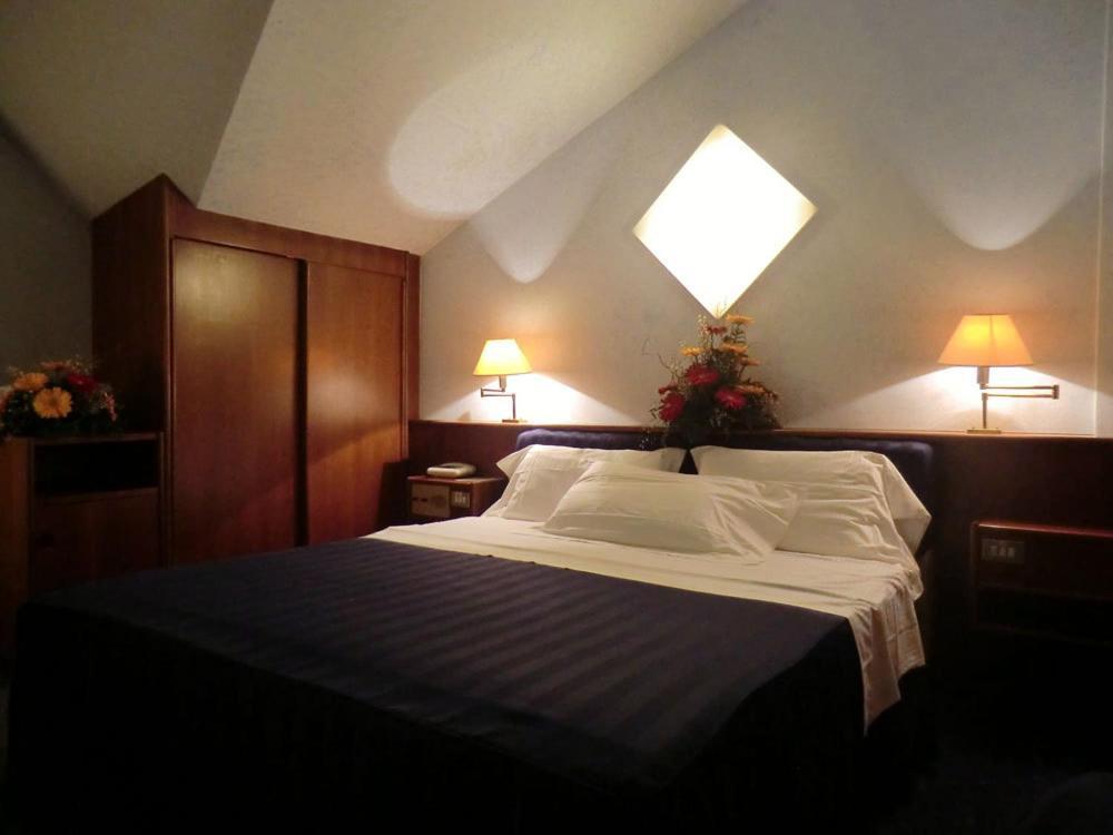 Hotel Bellavista モンテベッルーナ エクステリア 写真