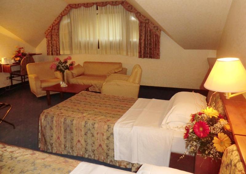 Hotel Bellavista モンテベッルーナ エクステリア 写真