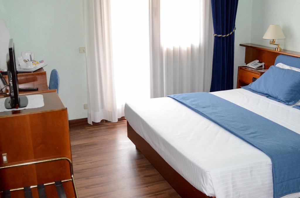 Hotel Bellavista モンテベッルーナ エクステリア 写真